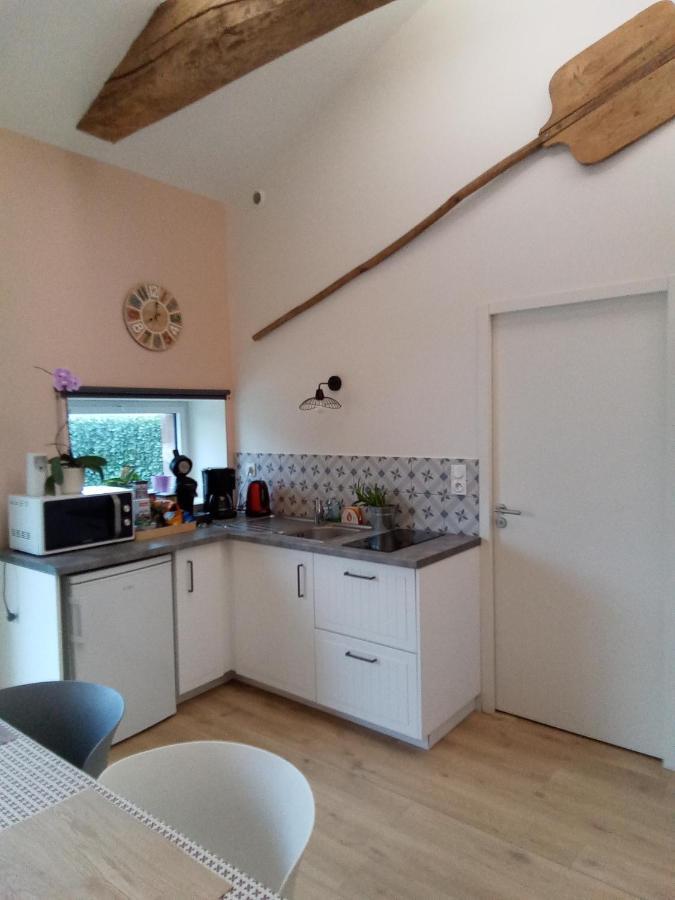 Gite La Petite Maison Montournais Exterior foto